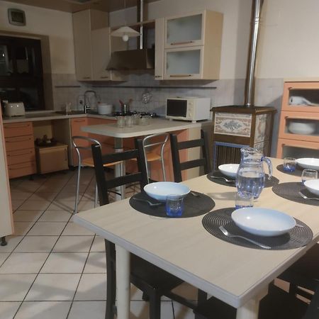 Apartmán La Dimora Del Borgo Pinerolo Exteriér fotografie