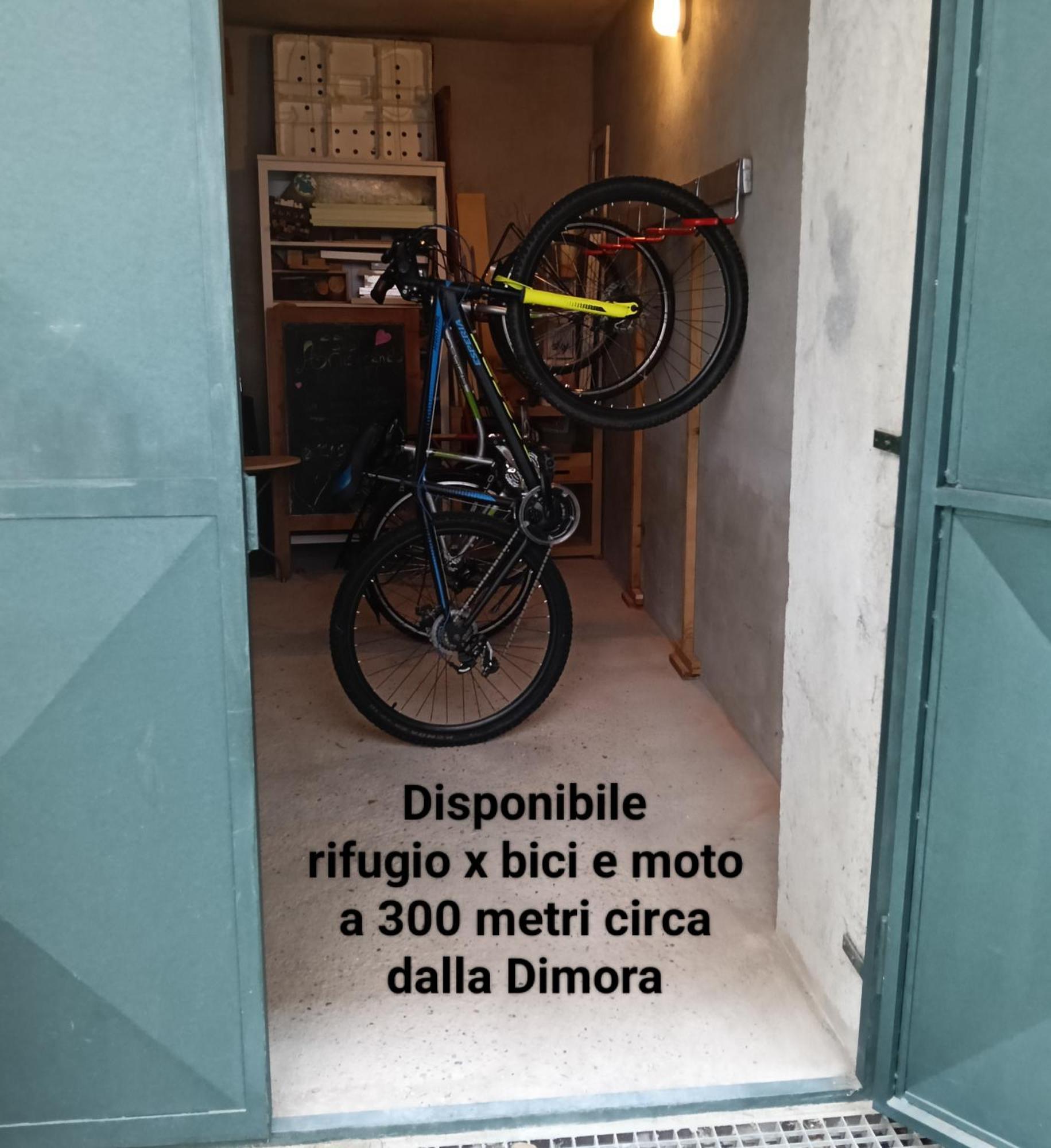 Apartmán La Dimora Del Borgo Pinerolo Exteriér fotografie